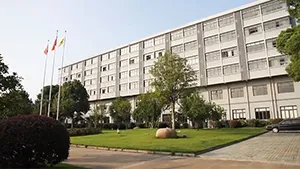 Basis R&D dan Manufaktur Peralatan Laser Canggih